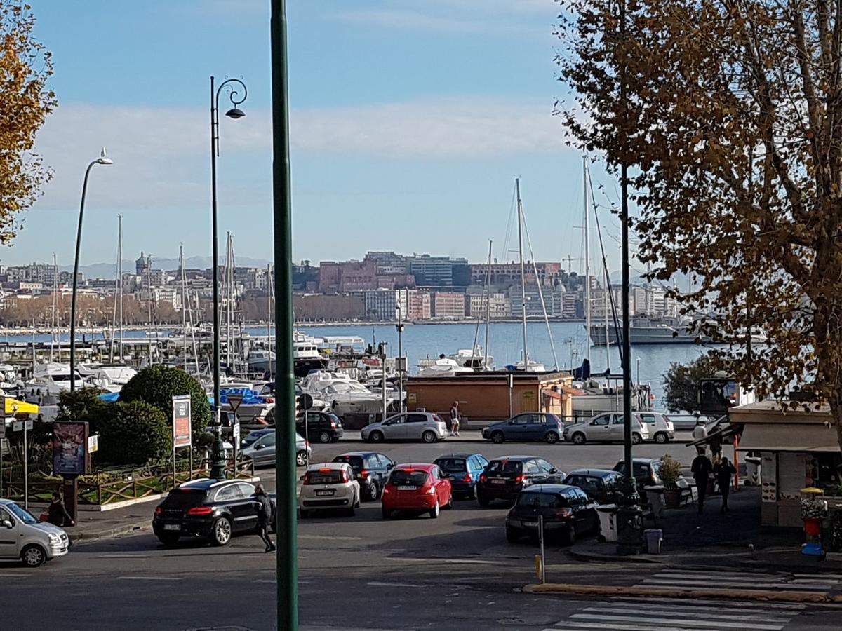 Napoli Lungomare Caracciolo Mon Amour Eksteriør bilde